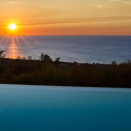 Villa Laura Capo dʼOrlando Exteriér fotografie