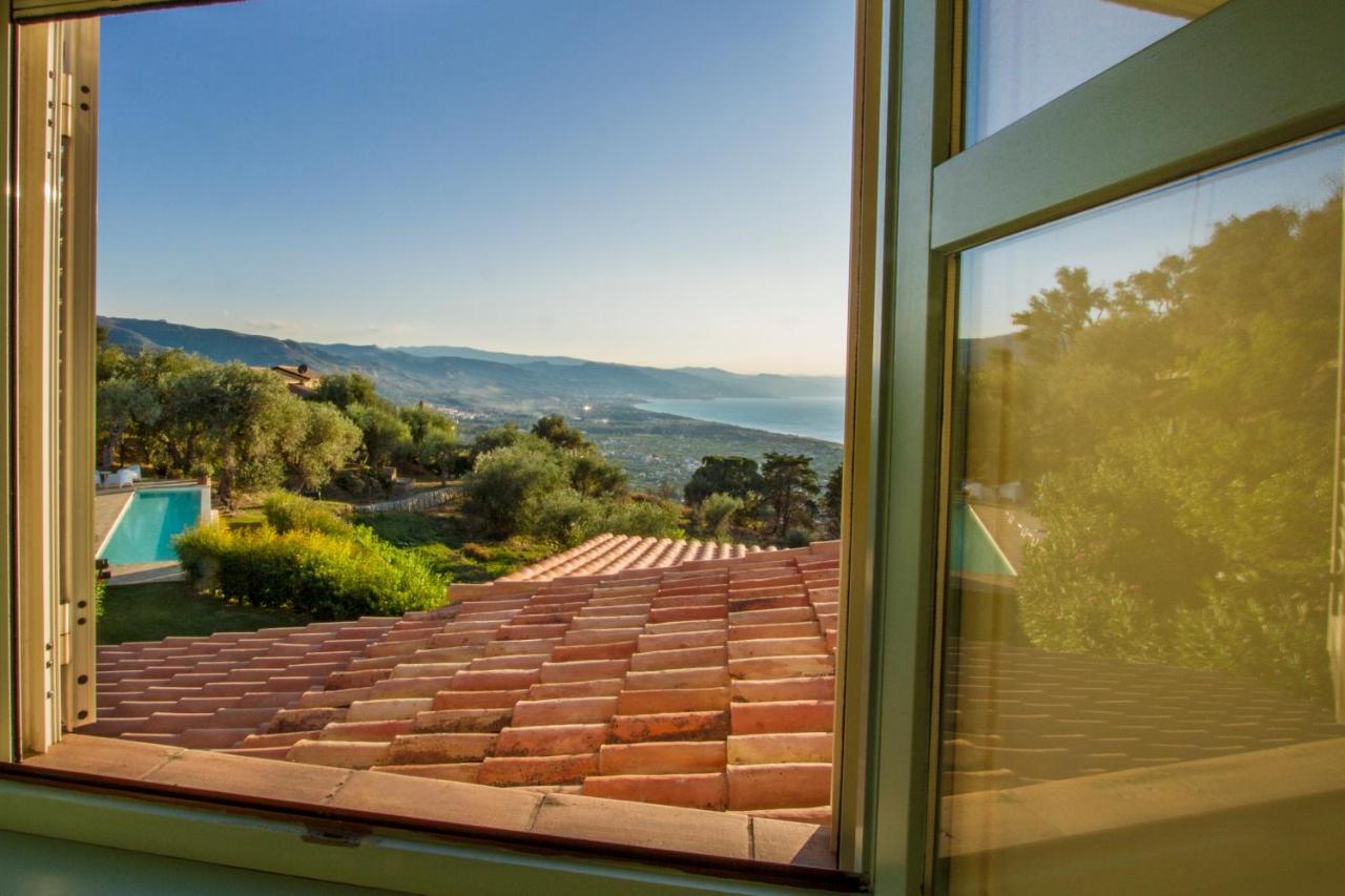 Villa Laura Capo dʼOrlando Exteriér fotografie